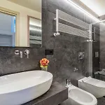 Iconic Square Luxury Attic Tuscany Siena
