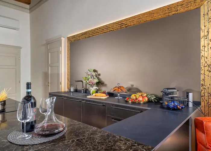 Appartement Iconic Square Luxury Attic Tuscany