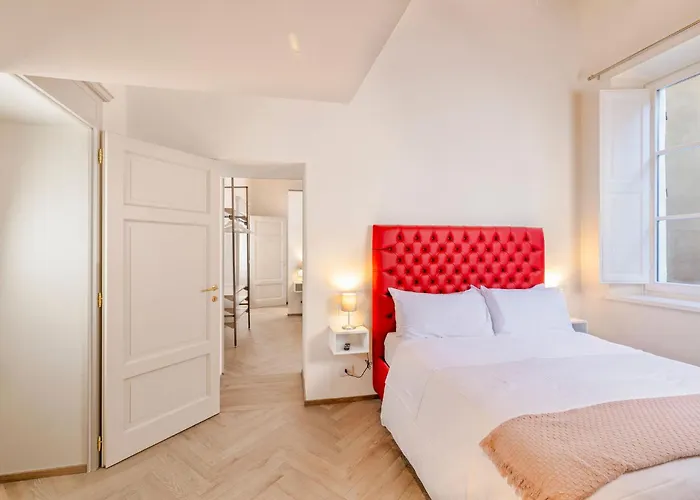 Lägenhet Iconic Square Luxury Attic Tuscany *